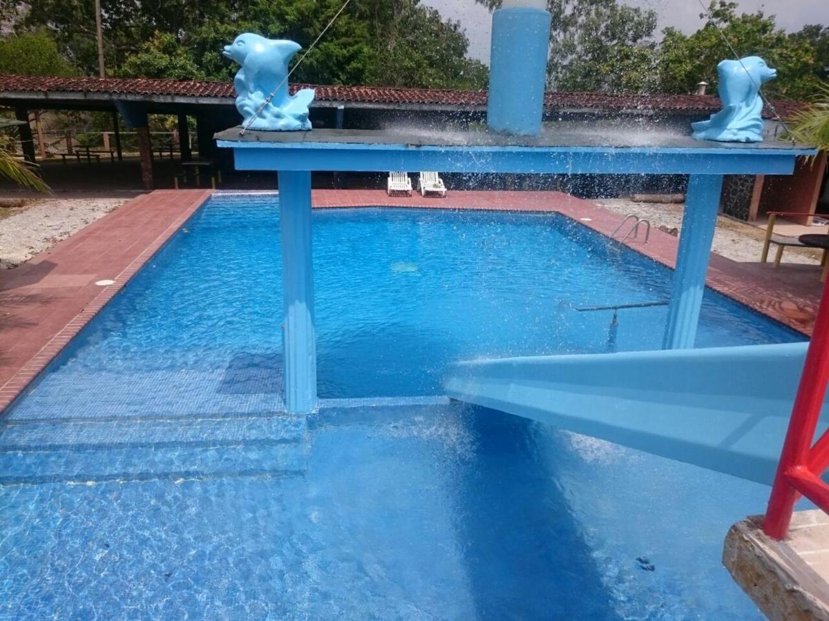 Hacienda Alajuela Hotell Colon Eksteriør bilde