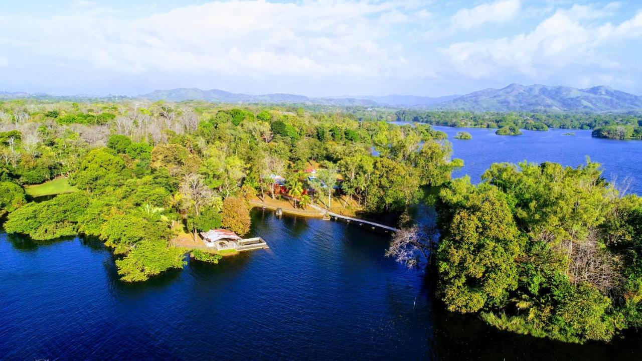 Hacienda Alajuela Hotell Colon Eksteriør bilde